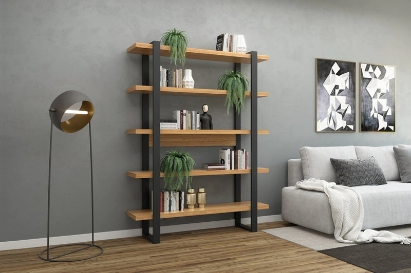 Estante com prateleiras