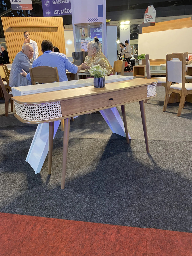 Aparador retrô 100% MDF pés palito